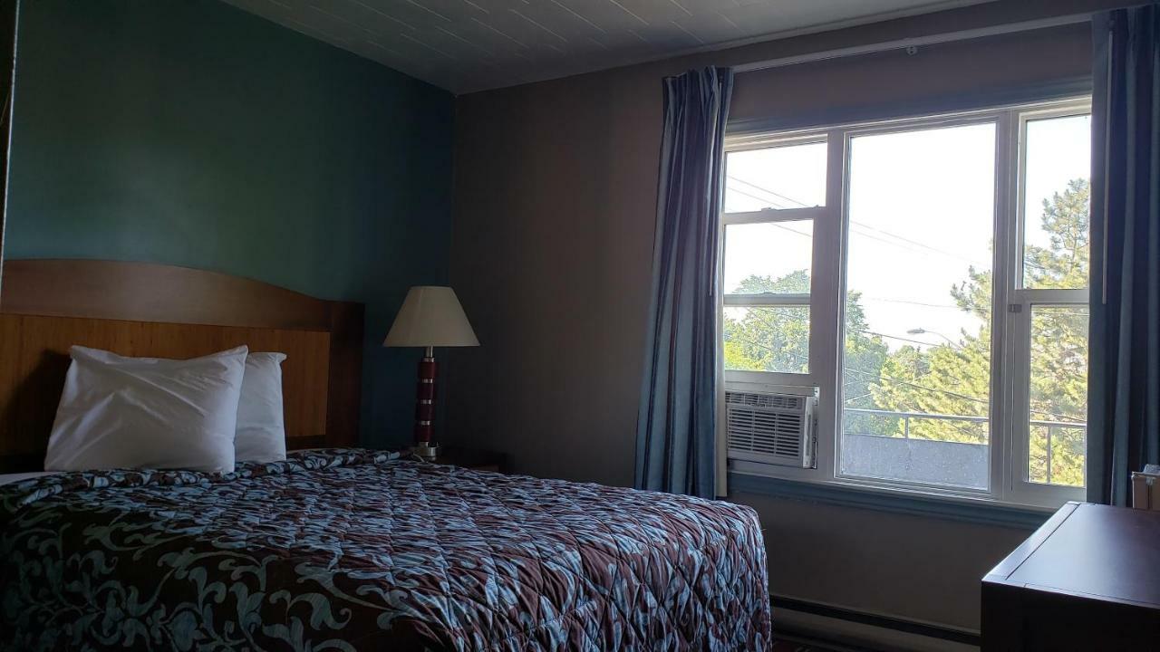 Belmont Inn Sudbury Exteriér fotografie